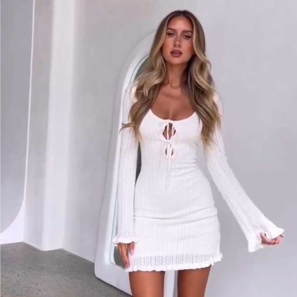 Tiger Mist Florence mini dress white sz small lace knit ruffle sleeve tie front - Picture 2 of 5